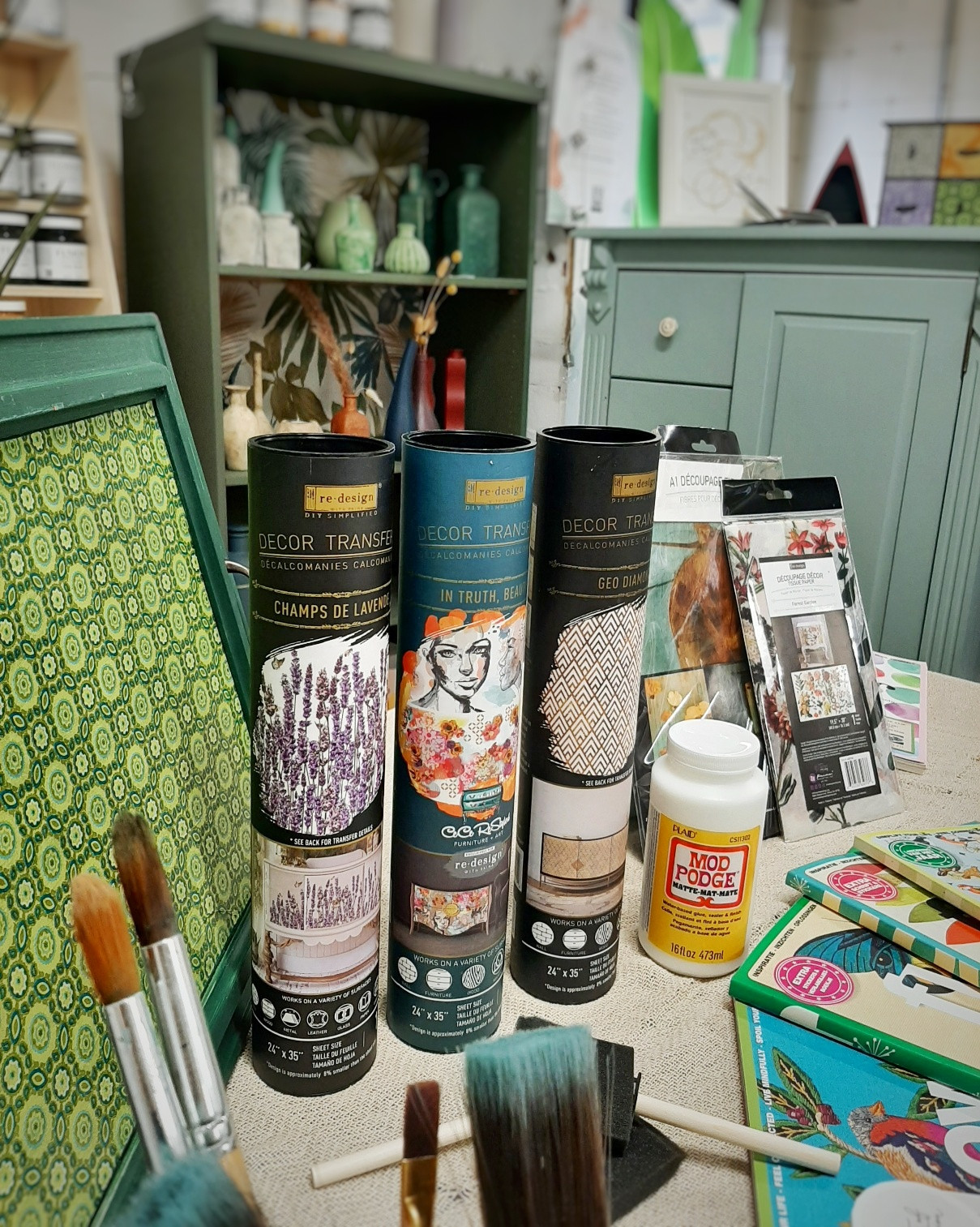 Decoupage als afwerkingstechniek - Meubel pimpen - Foto